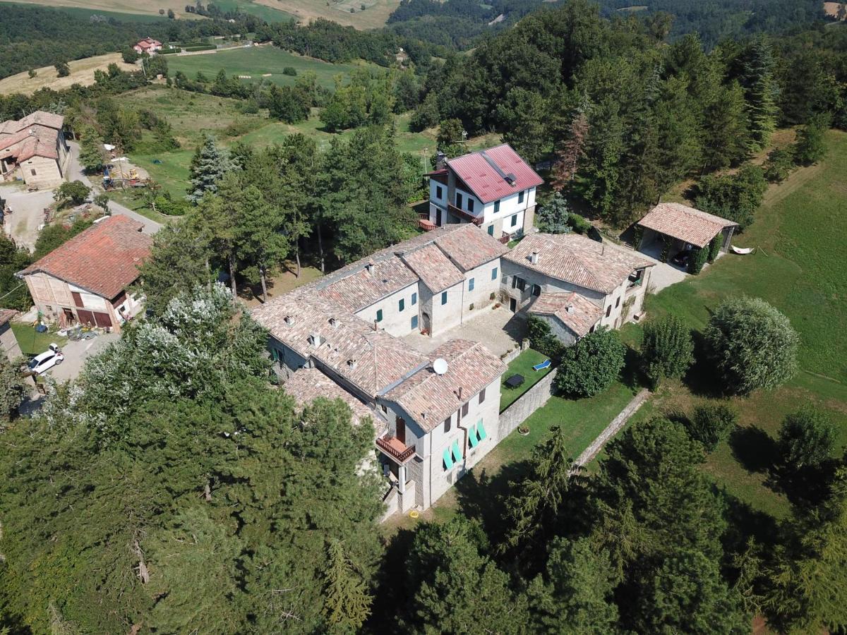 La Corte Bonomini Bed & Breakfast Neviano degli Arduini Dış mekan fotoğraf