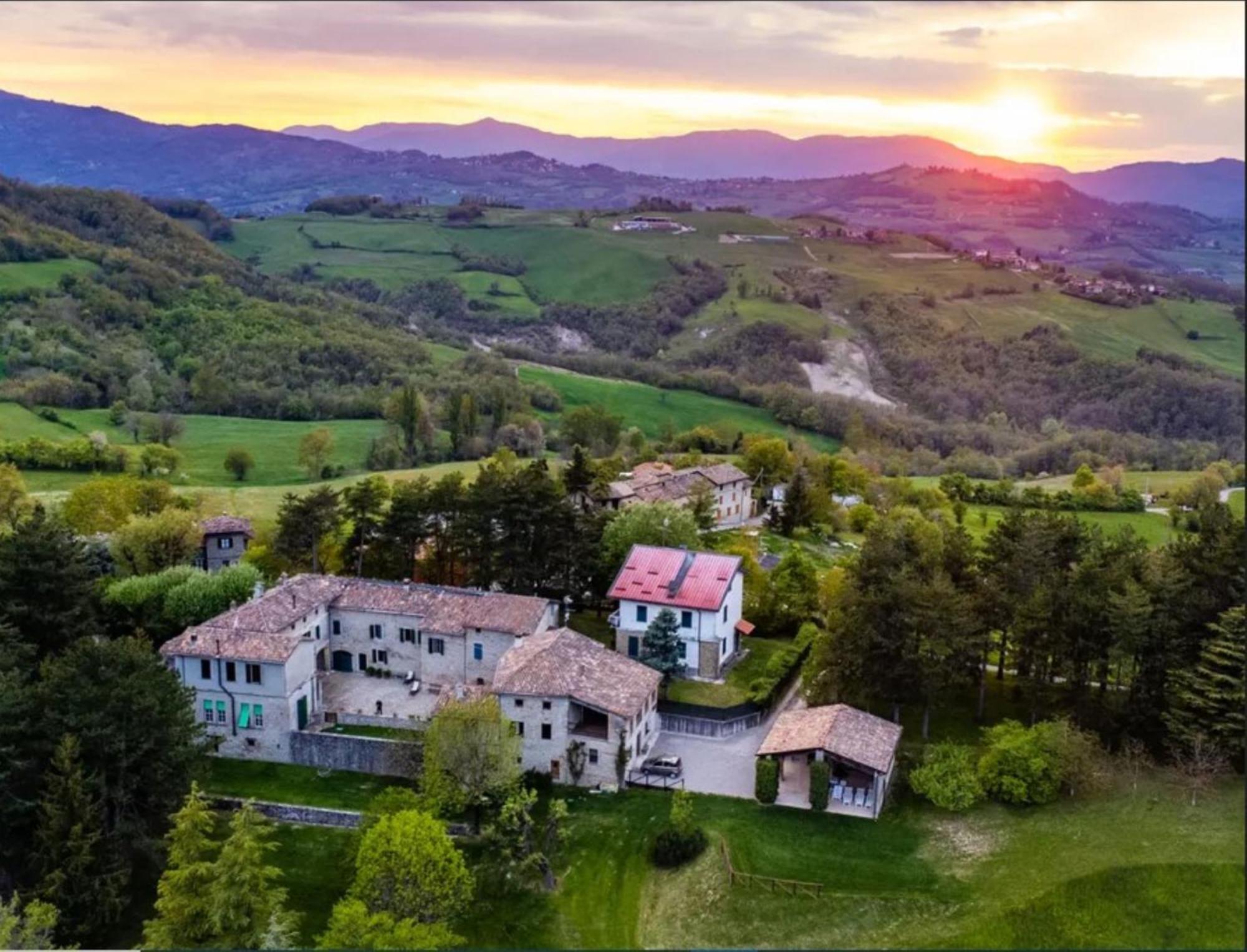 La Corte Bonomini Bed & Breakfast Neviano degli Arduini Dış mekan fotoğraf